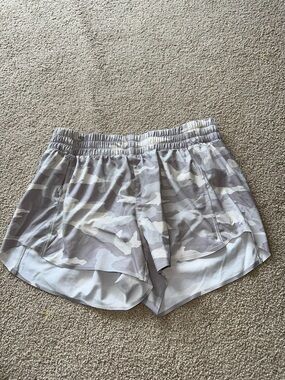 Athleta hustle shorts